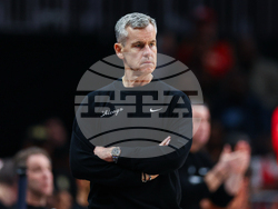 Bulls Hawks Basketball