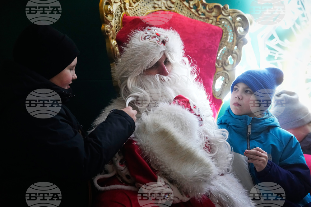Russia New Year Preparation
