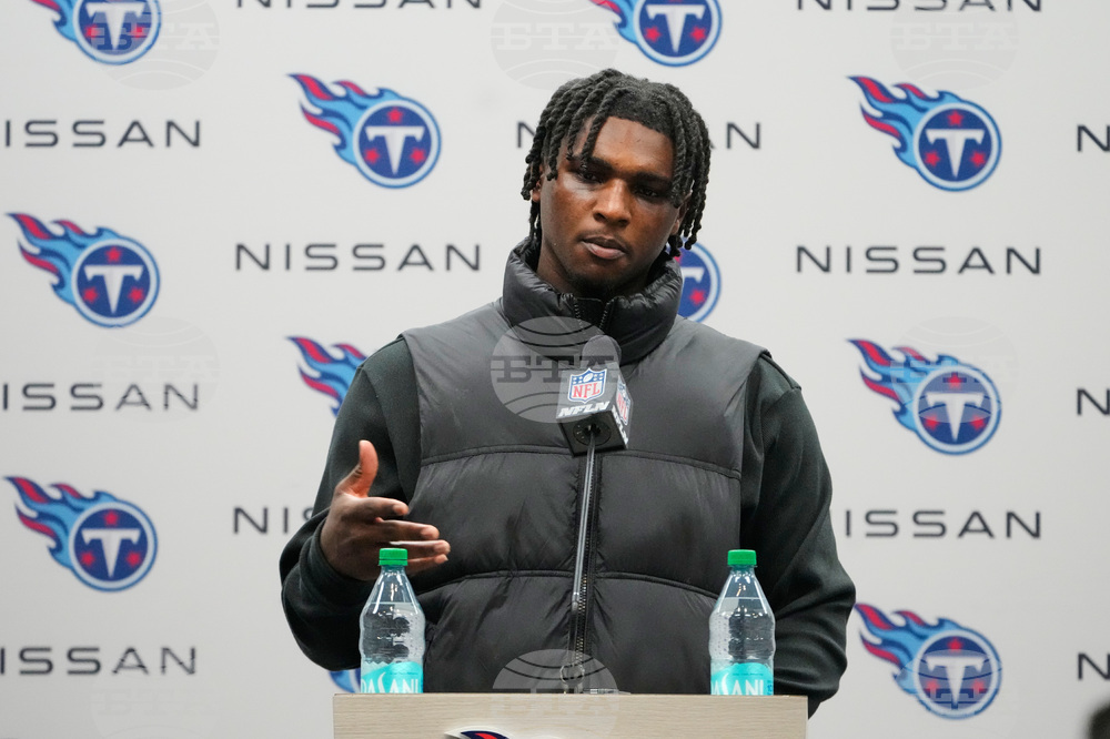 Chiefs Titans Football