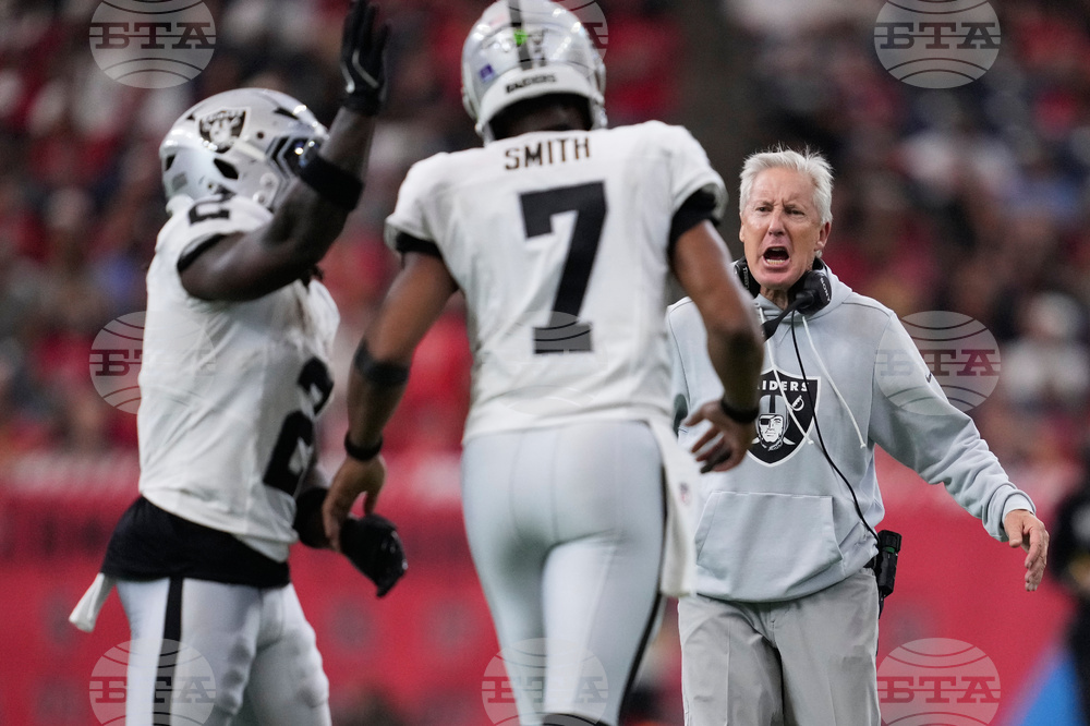 Raiders Texans Football