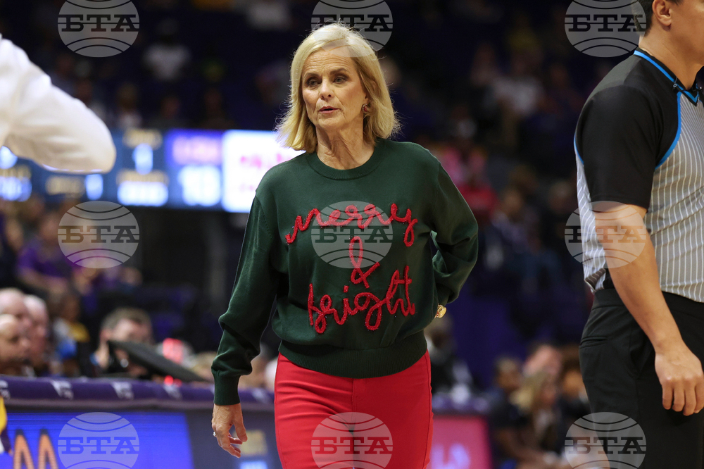 Texas Arlington LSU Badsketball