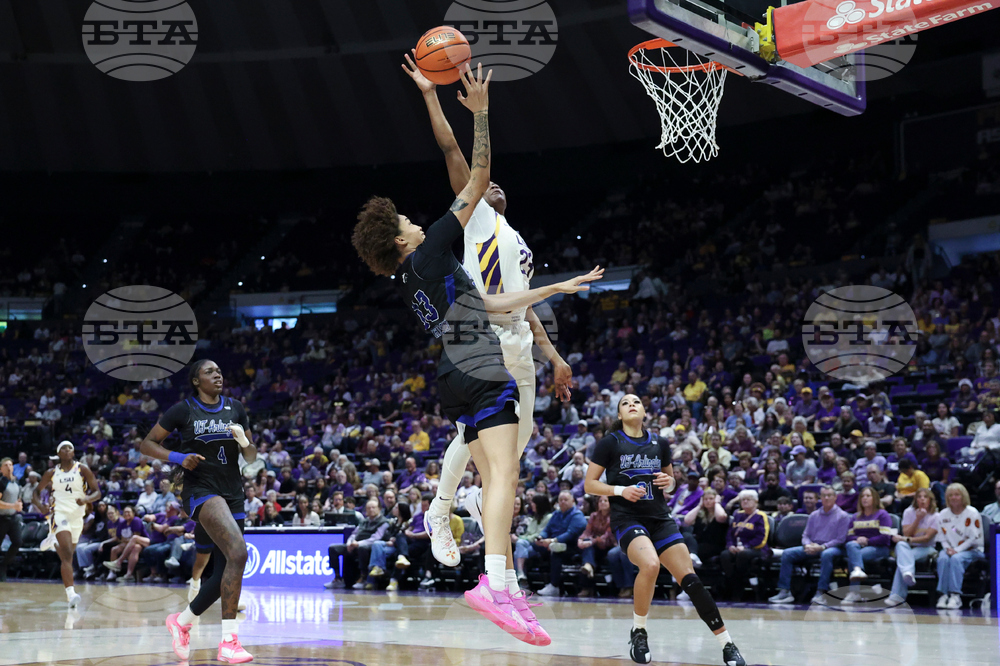 Texas Arlington LSU Badsketball