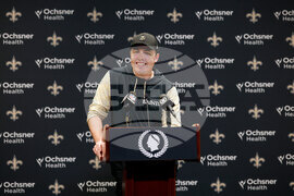 Jets Saints Football