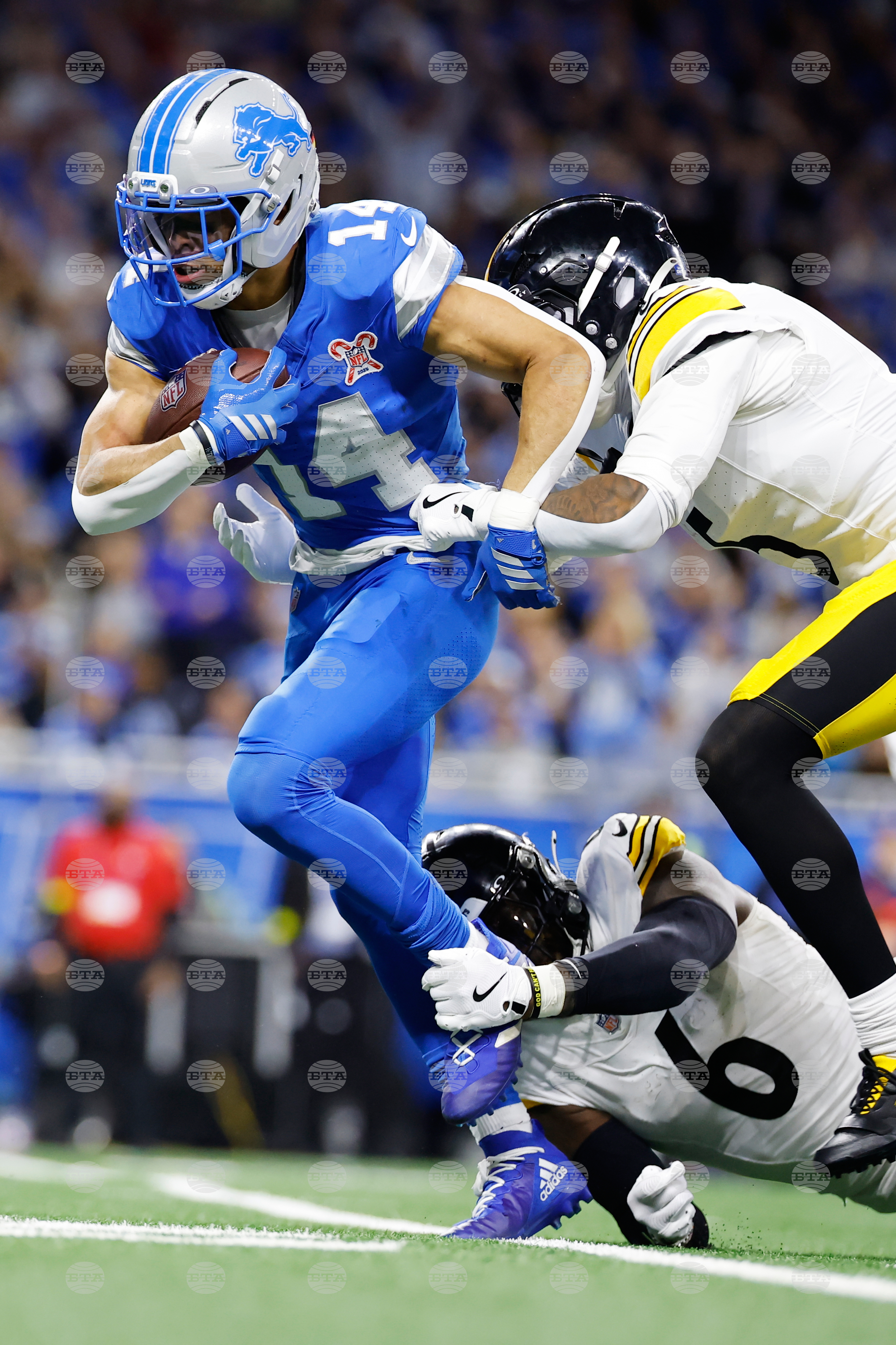 Steelers Lions Football