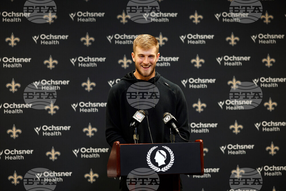 Jets Saints Football