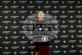 Jets Saints Football