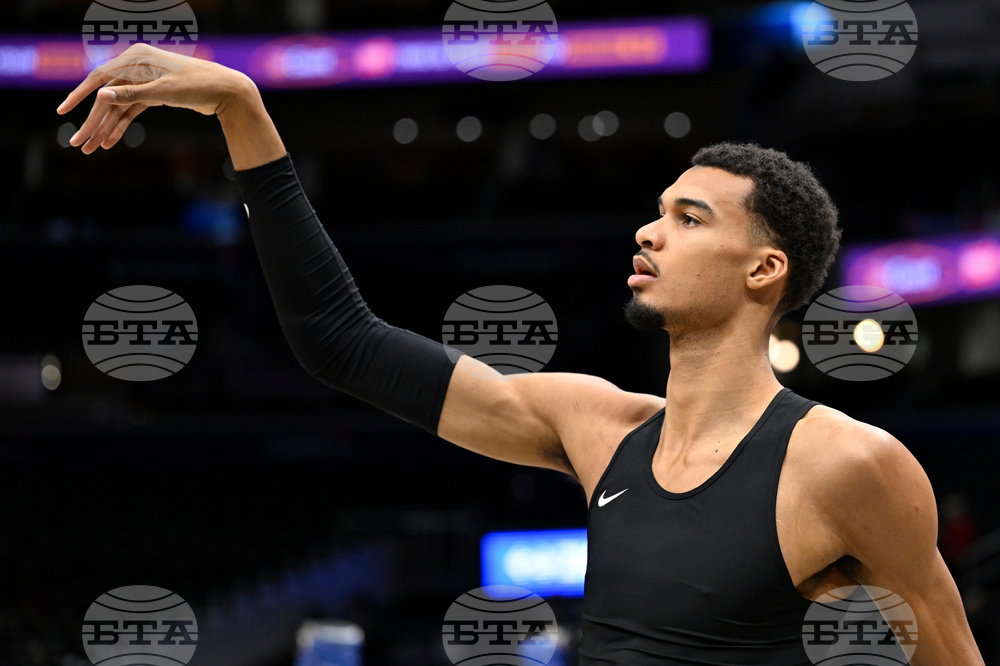 Spurs Wizards Basketball