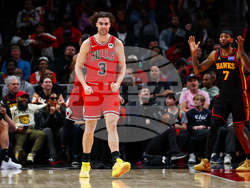 Bulls Hawks Basketball