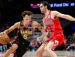 Bulls Hawks Basketball