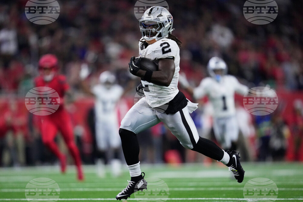 Raiders Texans Football