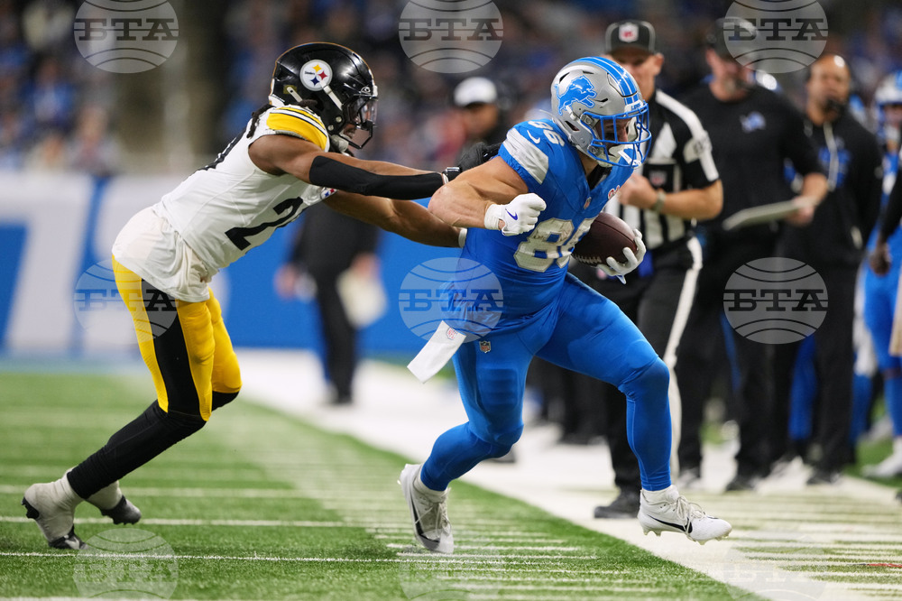 Steelers Lions Football