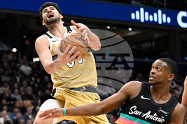 Spurs Wizards Basketball