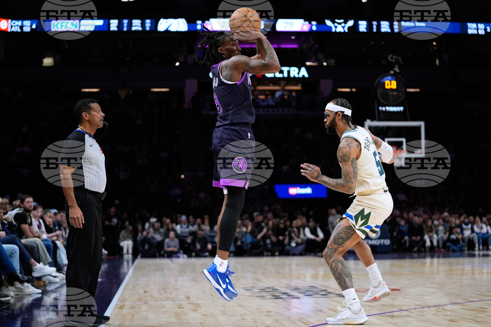 Bucks Timberwolves Basketball