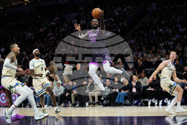 Bucks Timberwolves Basketball