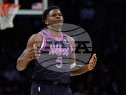 Bucks Timberwolves Basketball