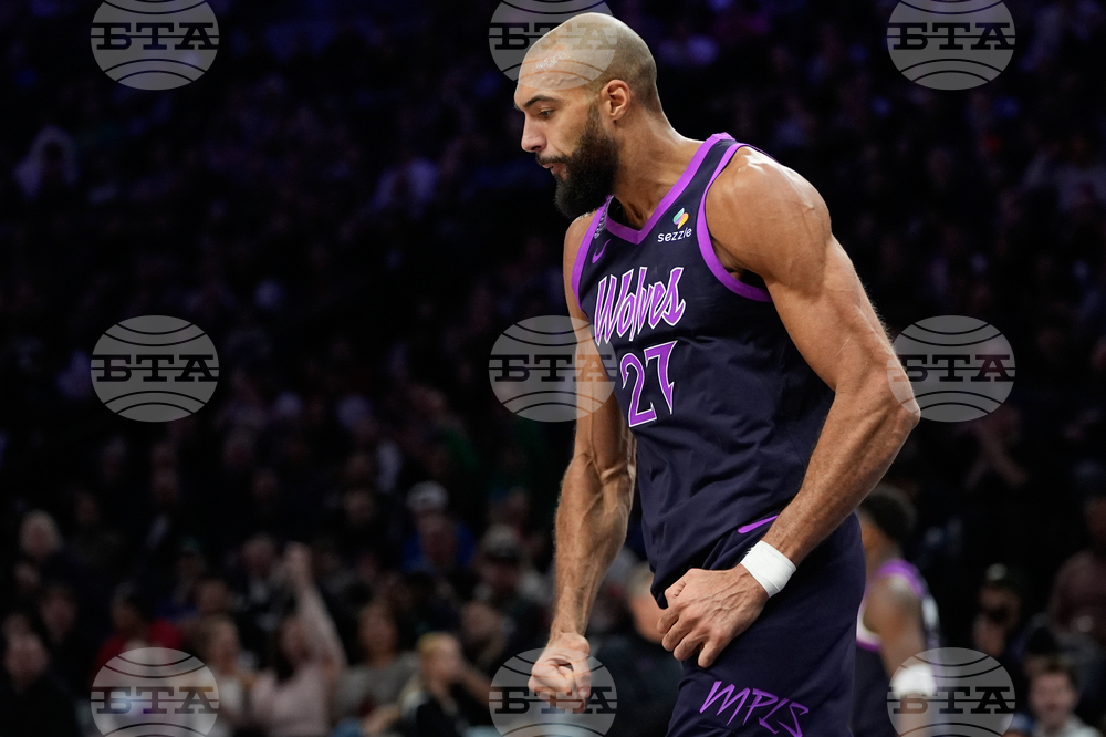 Bucks Timberwolves Basketball