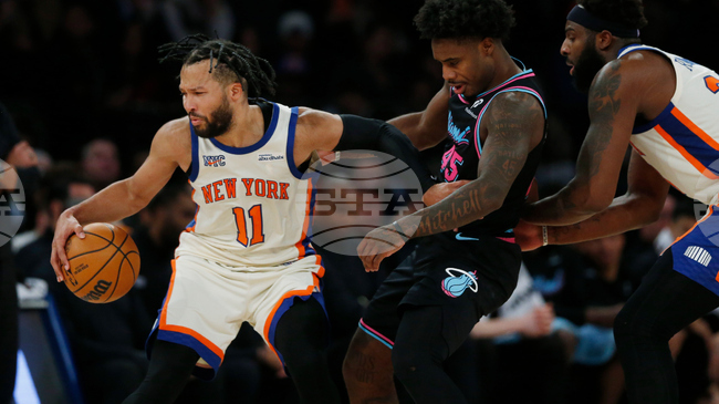 Ню Йорк победи Маями с блестящо представяне от Джейлън Брънсън в НБА