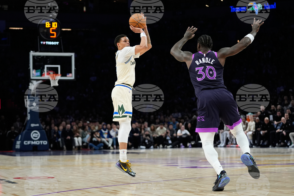 Bucks Timberwolves Basketball