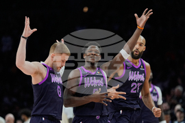 Bucks Timberwolves Basketball