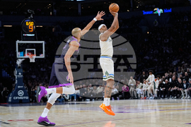 Bucks Timberwolves Basketball