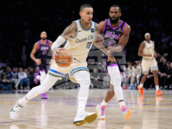 Bucks Timberwolves Basketball