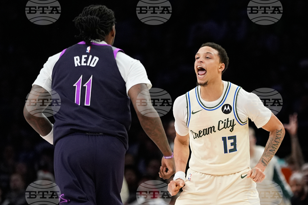 Bucks Timberwolves Basketball