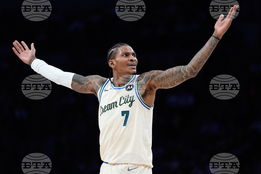 Bucks Timberwolves Basketball