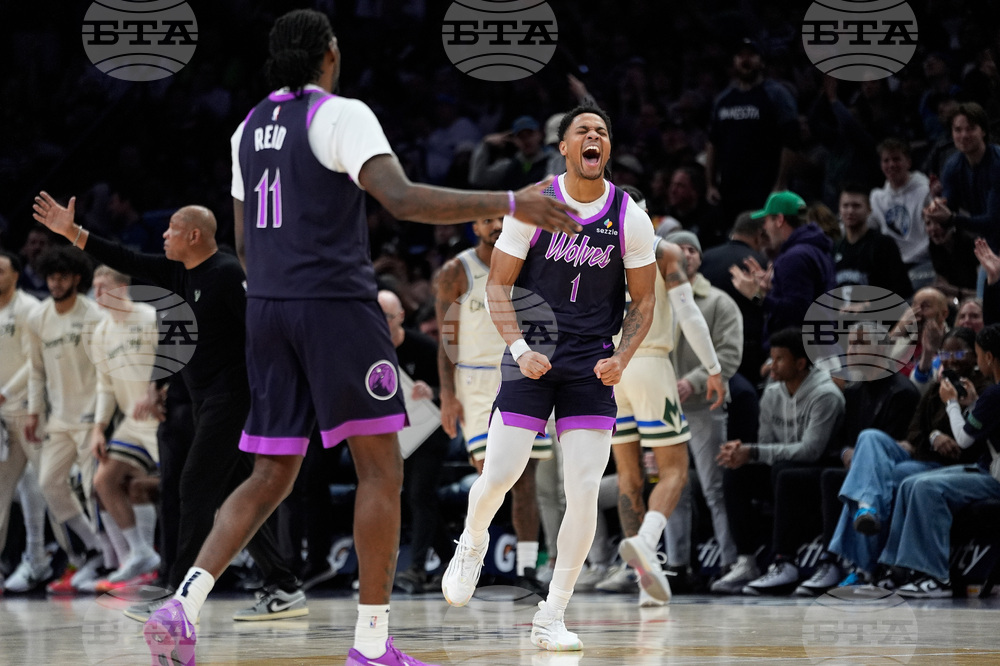 Bucks Timberwolves Basketball