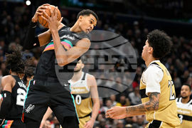 Spurs Wizards Basketball