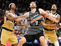 Spurs Wizards Basketball