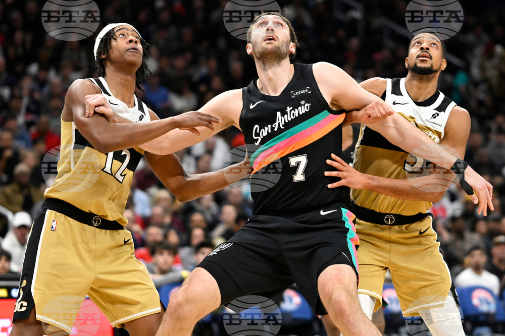 Spurs Wizards Basketball