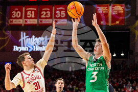 North Dakota Nebraska Basketball