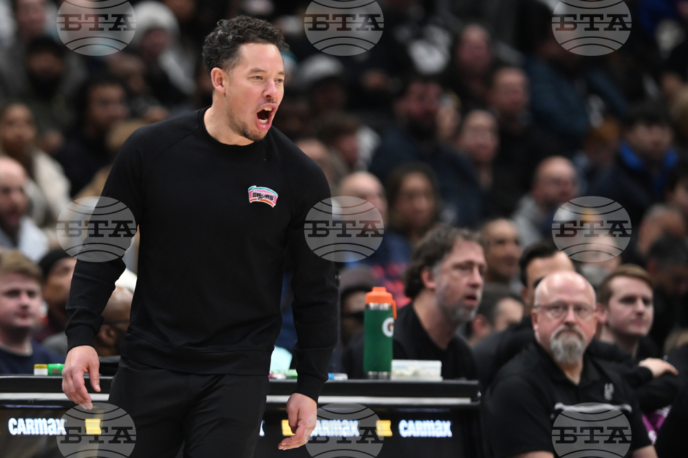 Spurs Wizards Basketball