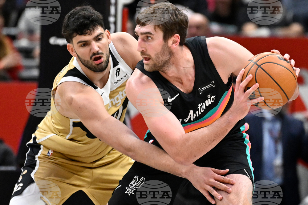 Spurs Wizards Basketball