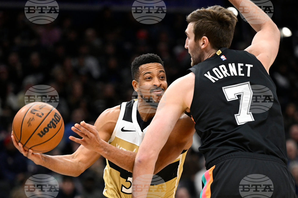 Spurs Wizards Basketball