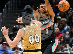 Spurs Wizards Basketball