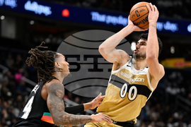 Spurs Wizards Basketball