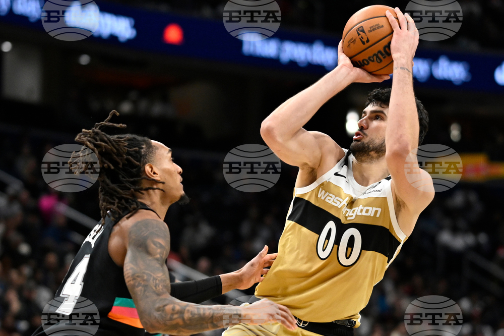 Spurs Wizards Basketball