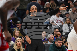 Rockets Kings Basketball