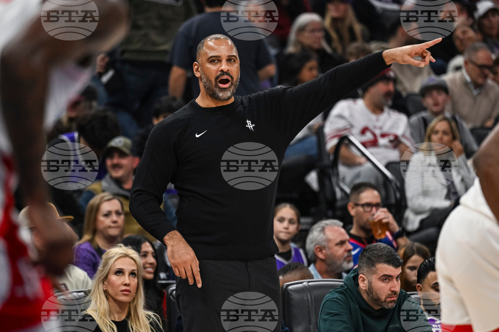 Rockets Kings Basketball