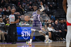 Rockets Kings Basketball