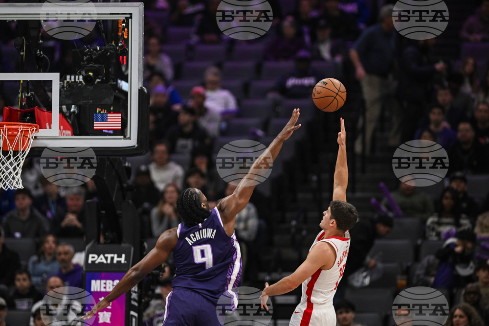 Rockets Kings Basketball