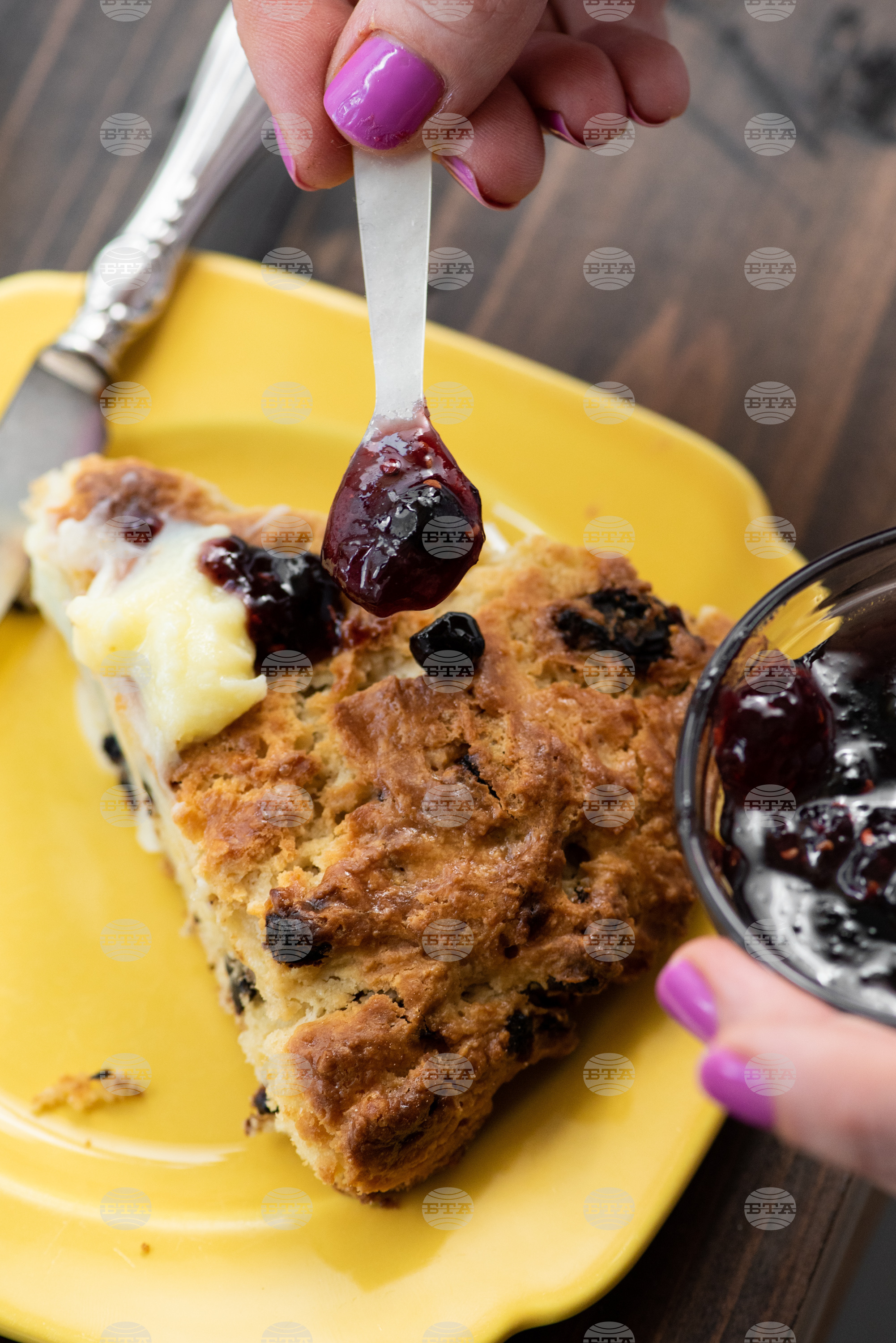 Food-Holidays-Recipe-Dried Cherry Scones