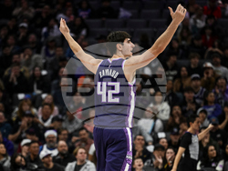 Rockets Kings Basketball