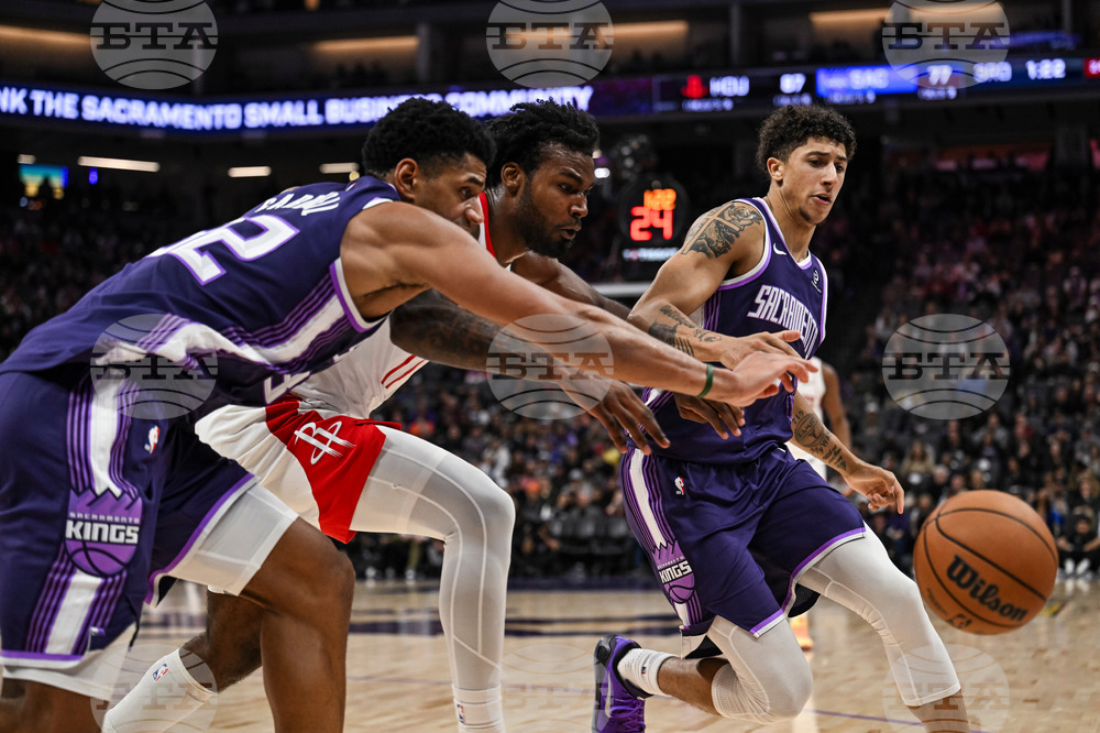 Rockets Kings Basketball