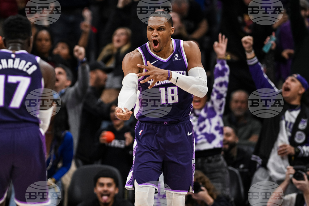 Rockets Kings Basketball