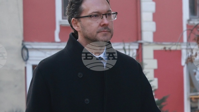 Доброто трябва да бъде надграждано, написа досегашният министър на вътрешните Даниел Митов по повод предаването на поста на Емил Дечев