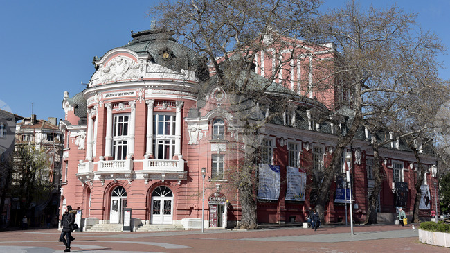 Варненци гледат концерти с джаз, музика на "Дисни" и Тина Търнър в дните до Нова година