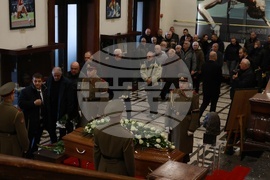 Национален стадион „Васил Левски“ - Боян Радев - поклонение