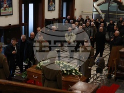 Национален стадион „Васил Левски“ - Боян Радев - поклонение